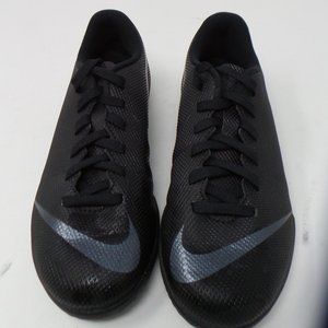 NIKE JR MercurialX Vapor 12 Club GS IC Soccer Shoe